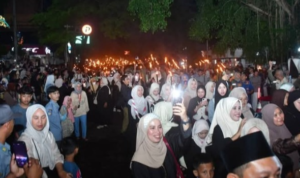 Ketua DPRD Sukabumi Hadiri Pawai Obor Sambut Tahun Baru Islam 1448 Hijriah